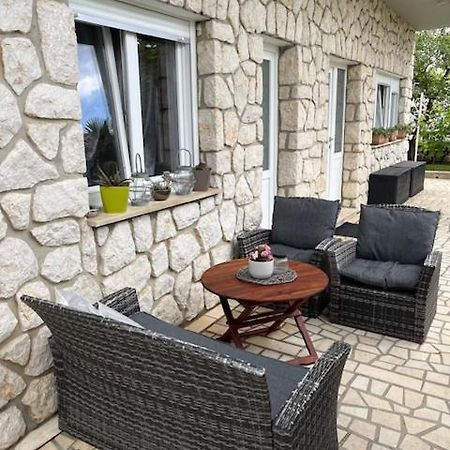 Apartman Laura Dramalj Δωμάτιο φωτογραφία