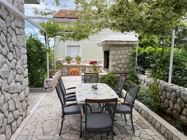 Apartman Laura Dramalj Δωμάτιο φωτογραφία